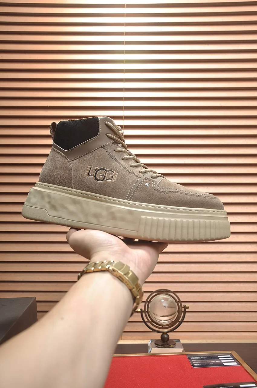 Men's shoes 💰640💶 [UGG] (full wool lining) top-end high-quality fur-in-one warm snow boots from Australia's warm luxury brand men's shoes, UGG-5877 official website synchronized, made of imported cowhide, carefully sewn...Imported rubber foam outsole (comfortable, soft, wear-resistant) The quality is really great...Exquisite workmanship, you can't put it down at first sight, available in sizes 39-44